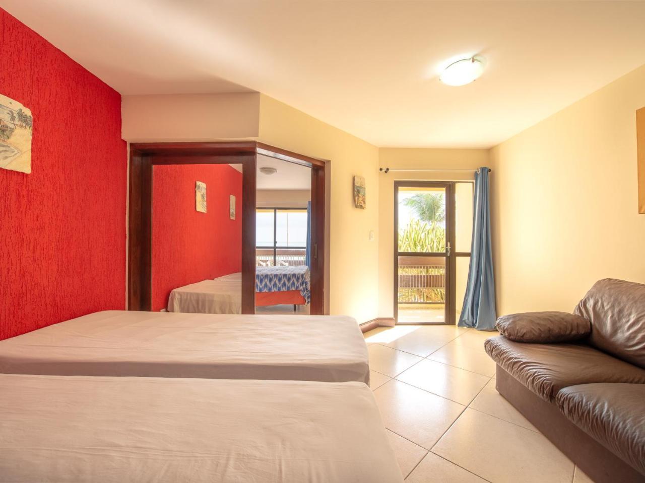 Hotel Happy Azul